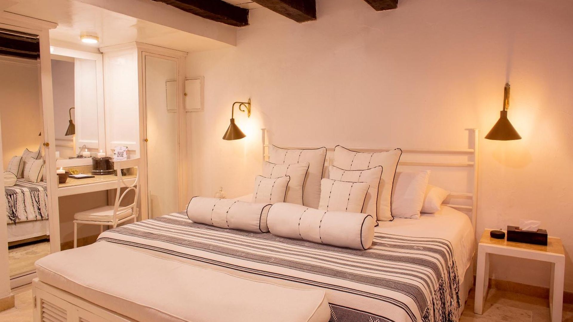 Hotel Leones De Alba Boutique