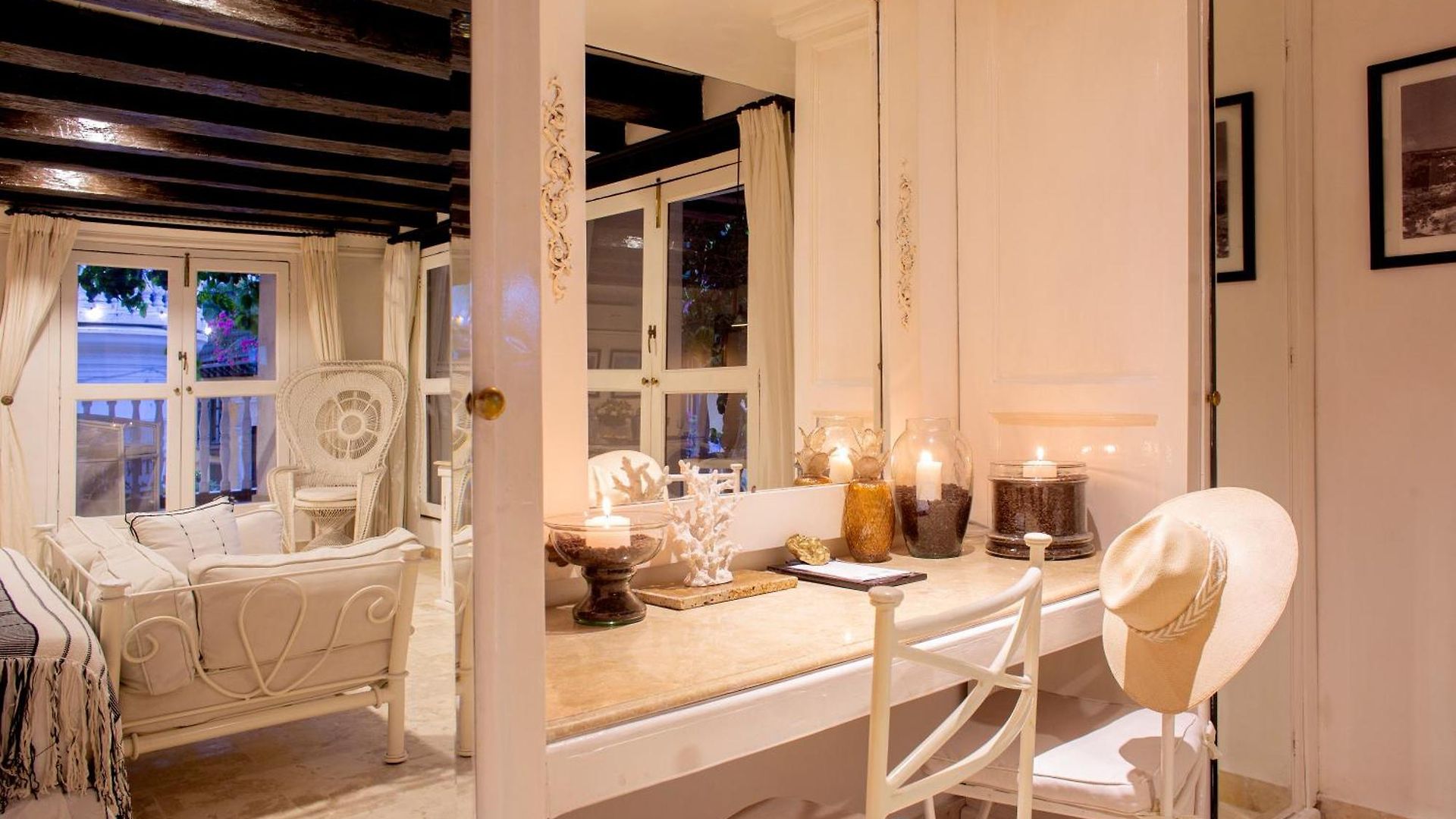 Hotel Leones De Alba Boutique 5*