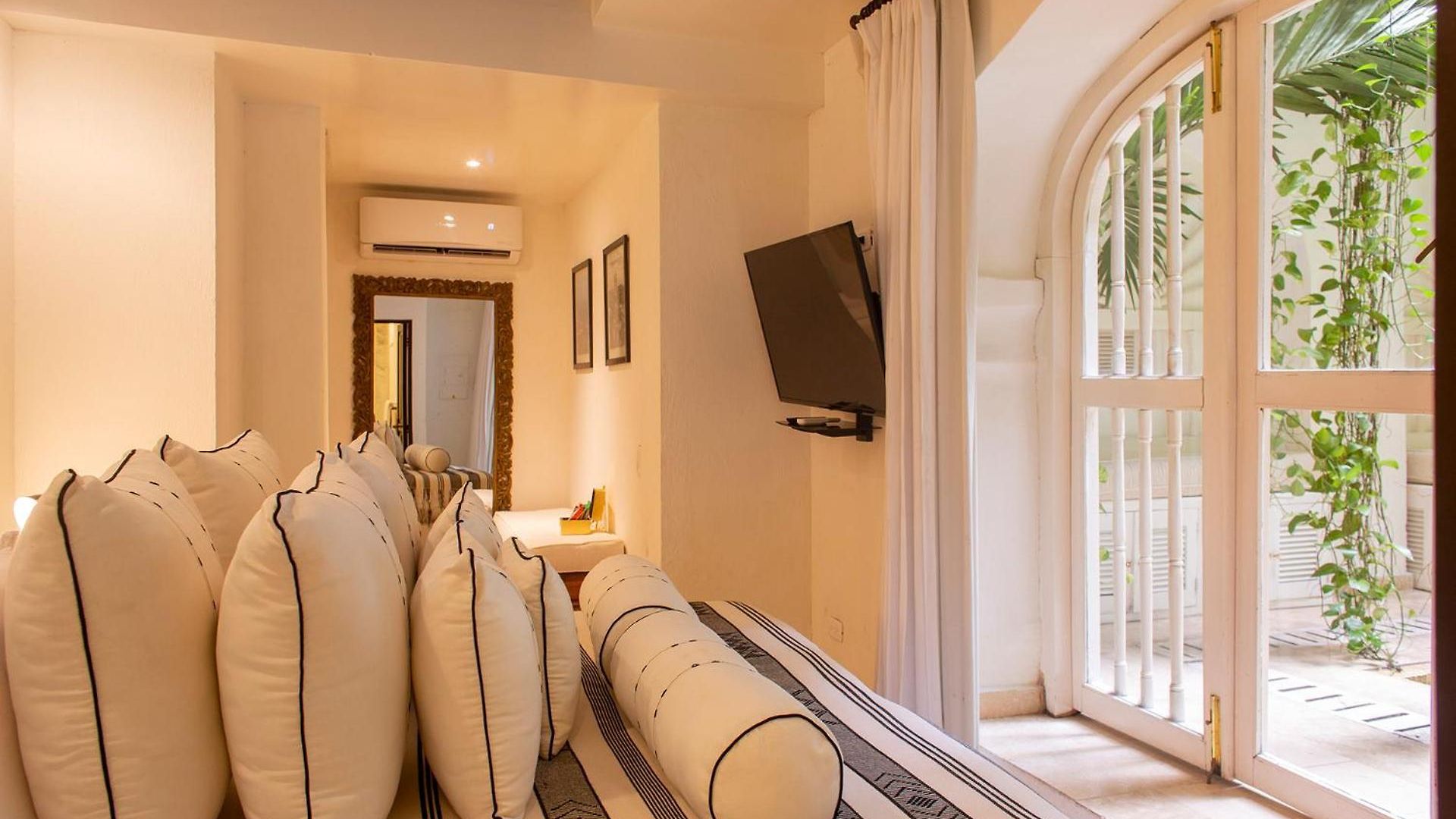 Leones De Alba Boutique Hotel 5*