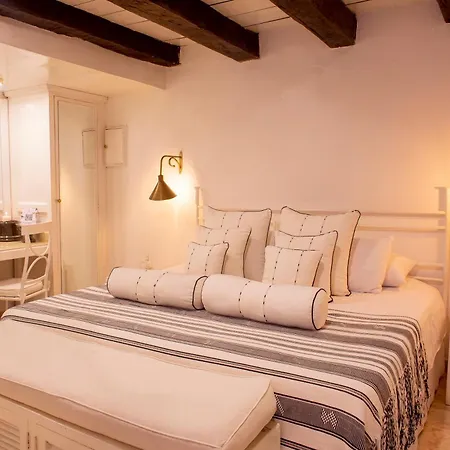 Hotel Leones De Alba Boutique