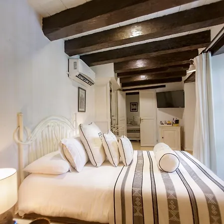 Leones De Alba Boutique 5* Cartagena