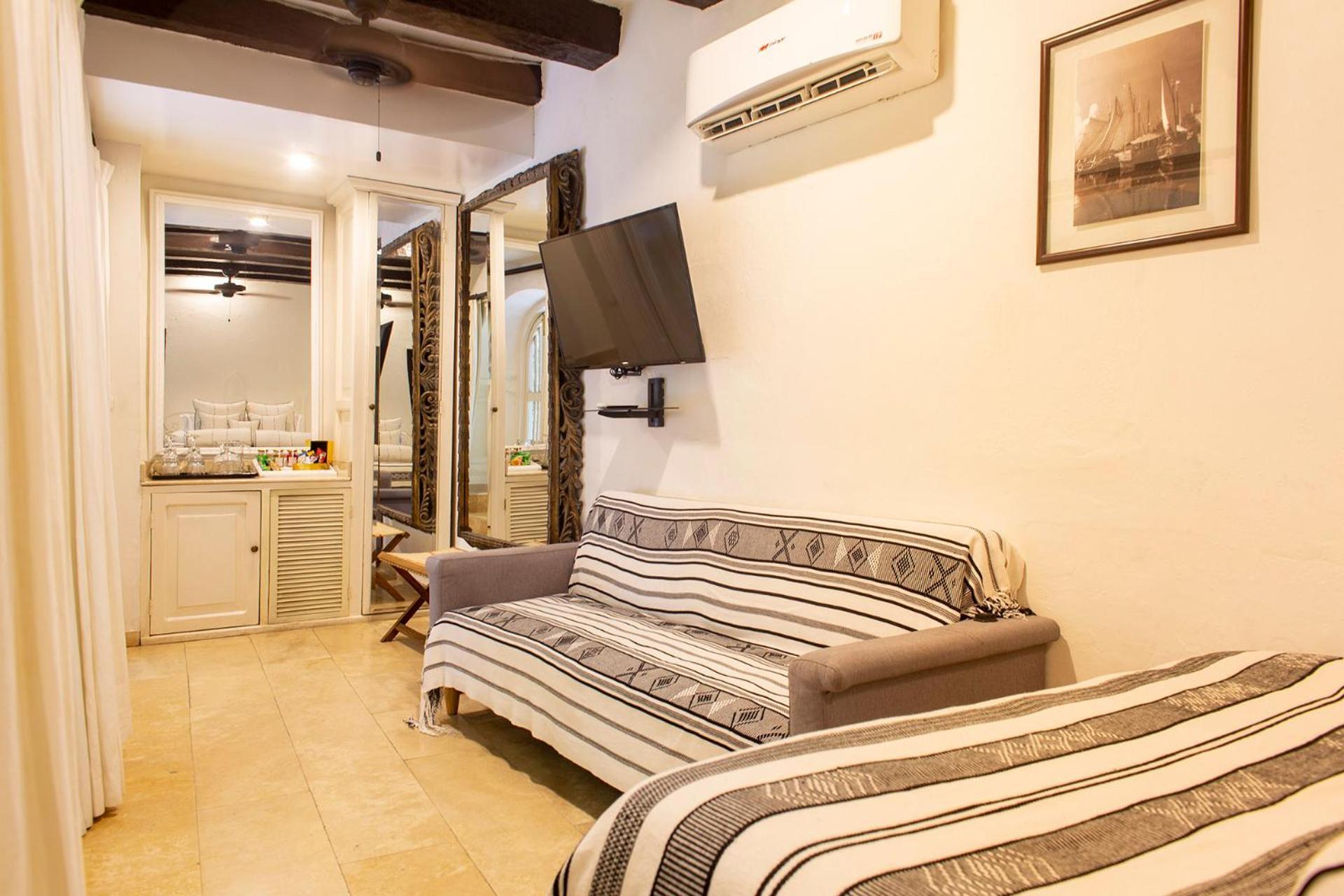 Leones De Alba Boutique Cartagena